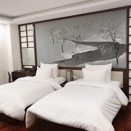 Brandi Fuji Hotel Hanoi Zewnętrze zdjęcie